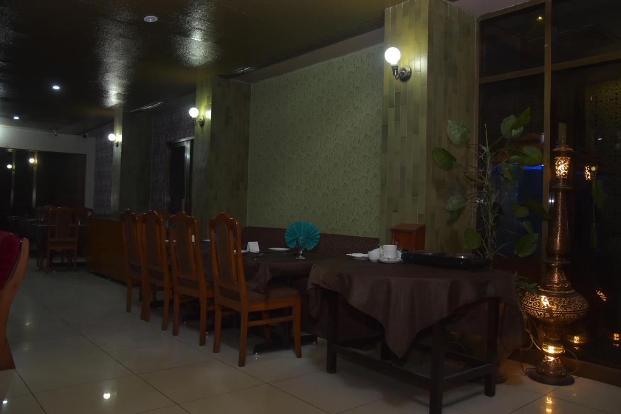 Faran Hotel Karachi Exterior foto